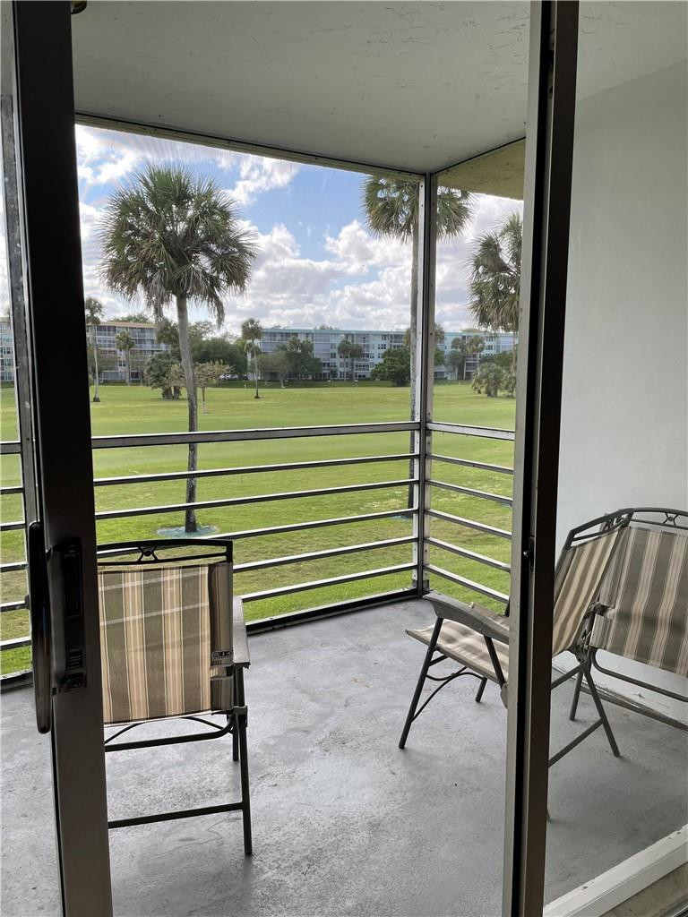 Palm-Aire - Residential