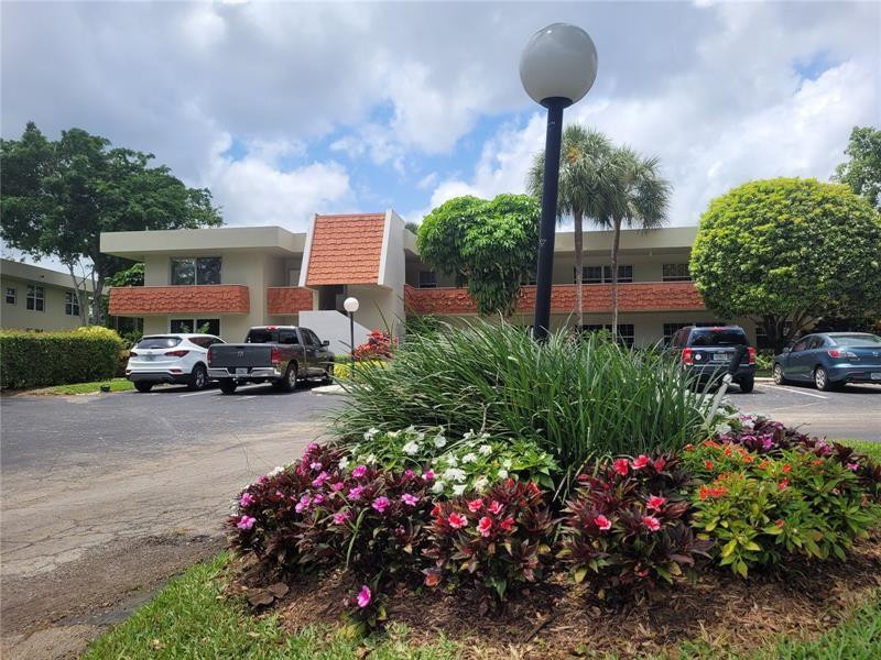 Palm-Aire - Residential