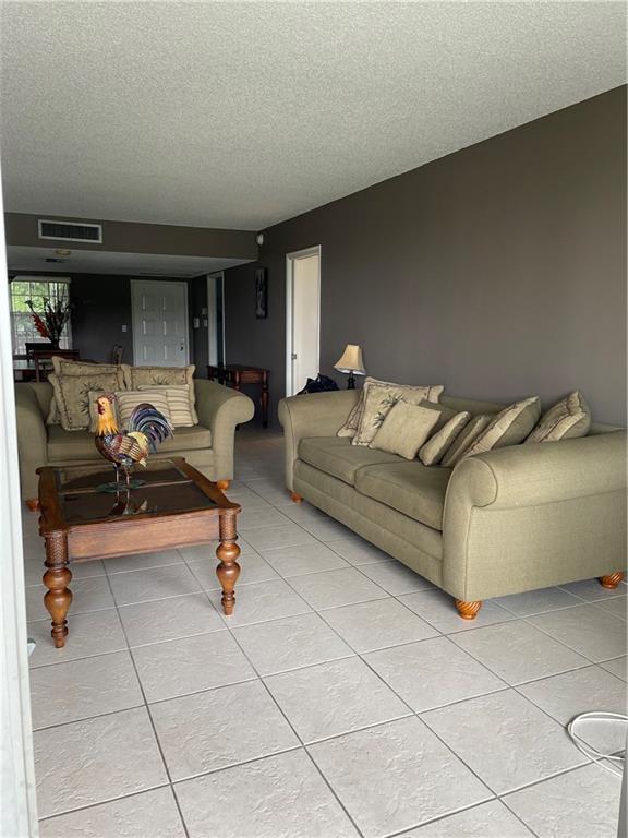 Palm-Aire - Residential