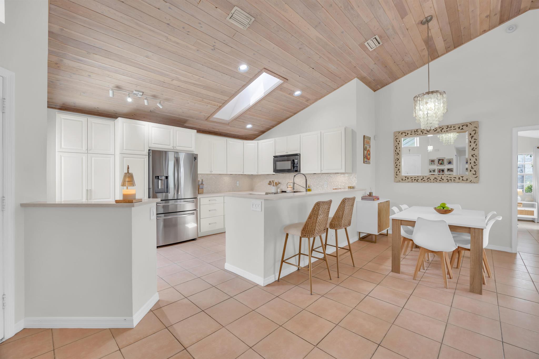 30 Selby Lane
