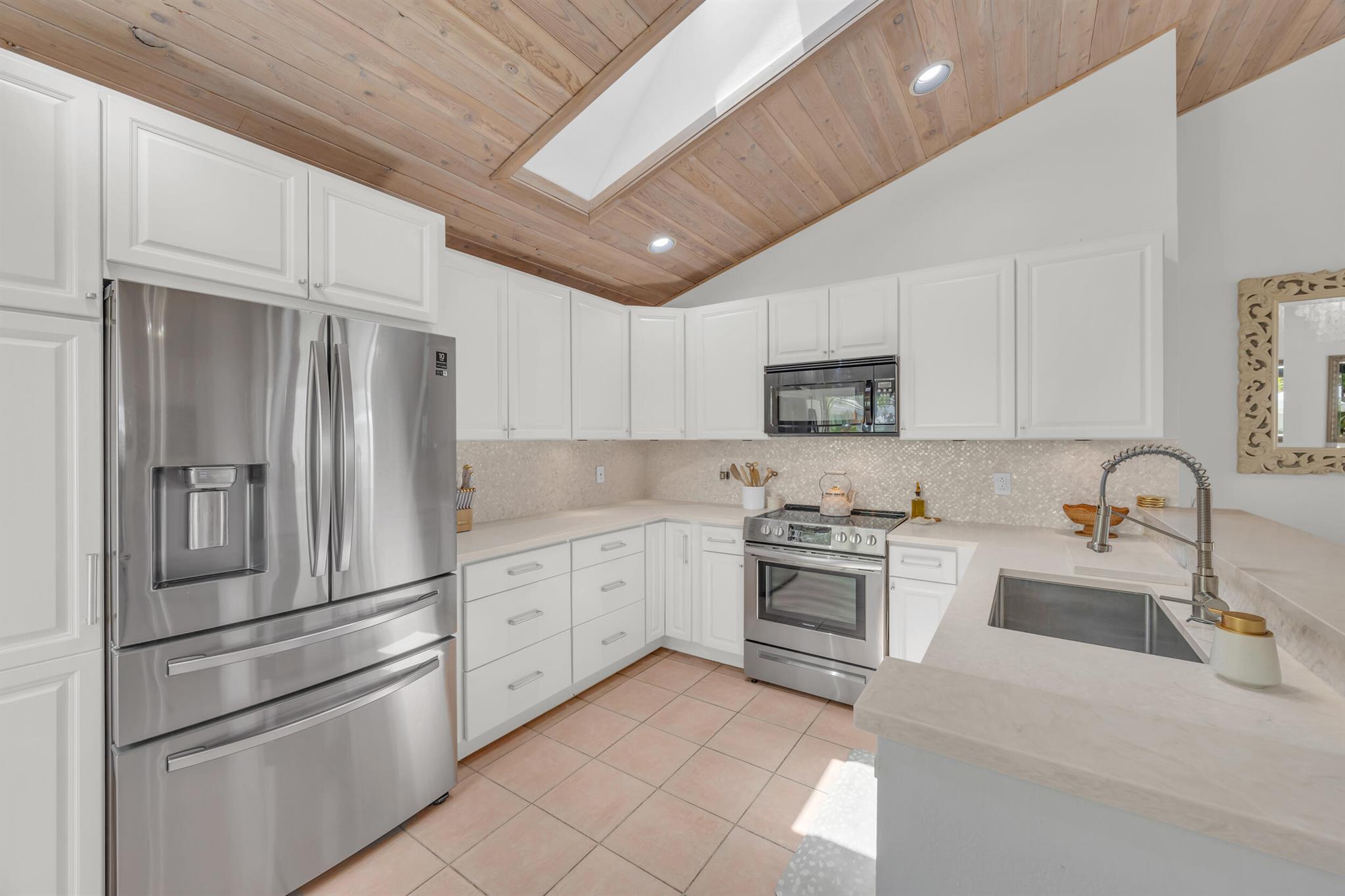 30 Selby Lane