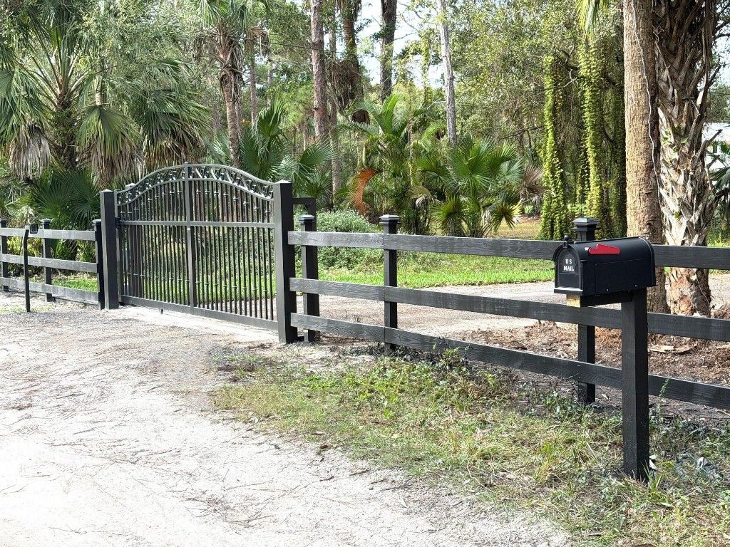 Photo of 5225 SW Ludlum Street, Palm City, FL 34990 (MLS # F10539919)