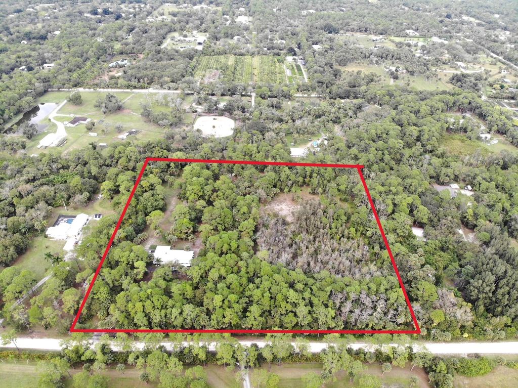 Photo of 5225 SW Ludlum Street, Palm City, FL 34990 (MLS # F10539919)