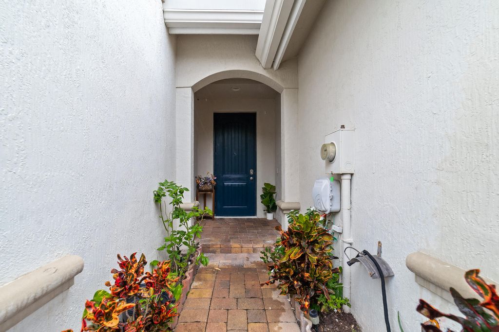 Photo of 1190 Paisley Court, Lake Worth Beach, FL 33461 (MLS # R11161997)