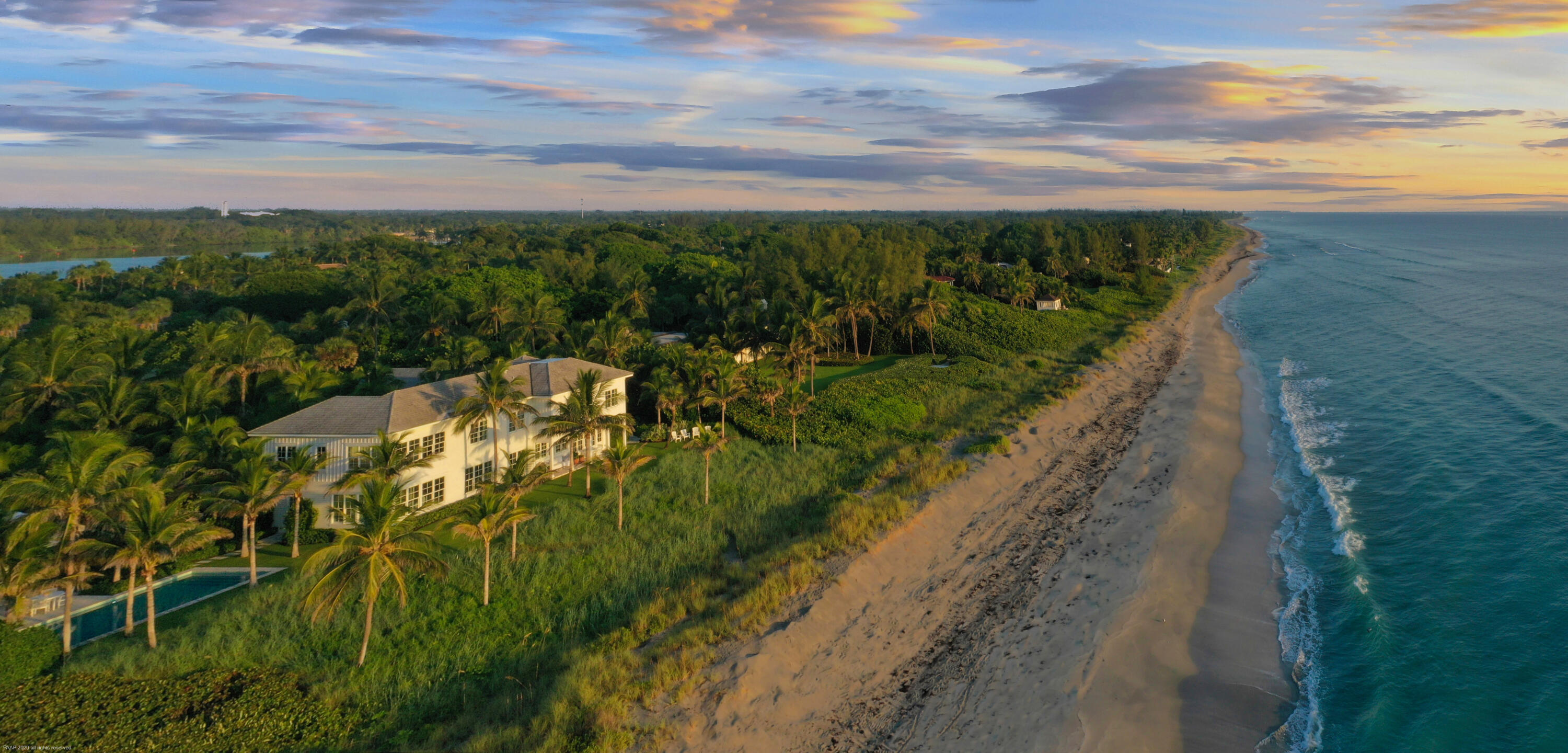 JUPITER ISLAND - Residential