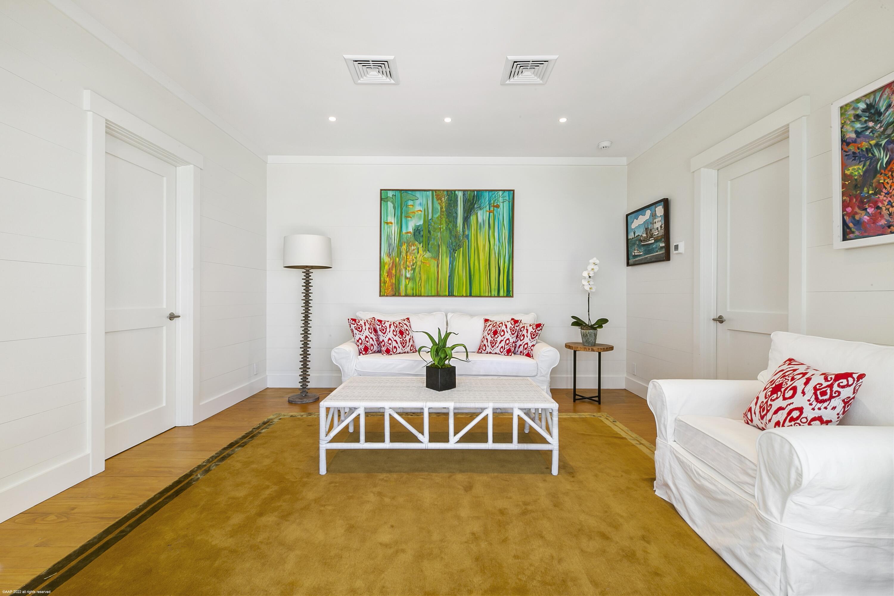 JUPITER ISLAND - Residential