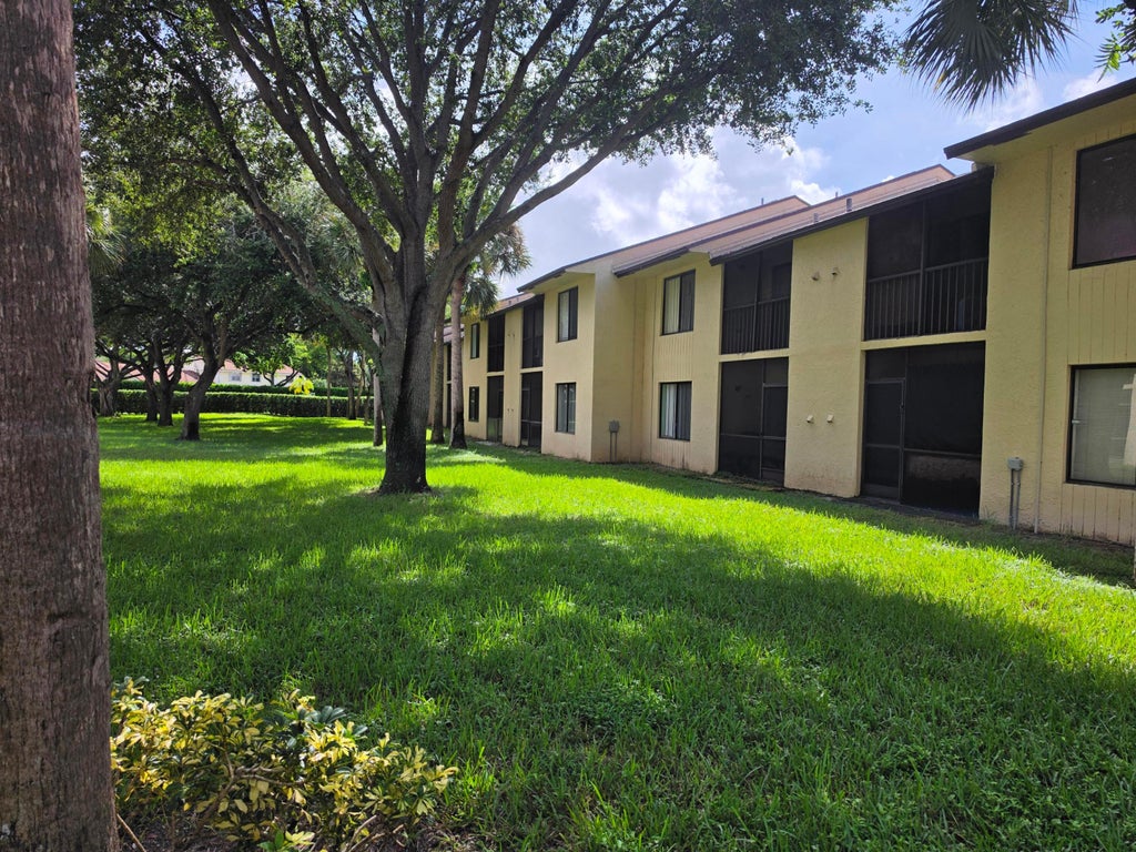 Photo of 6551 ARLEIGH Court #203, Boca Raton, FL 33433 (MLS # B26077315)