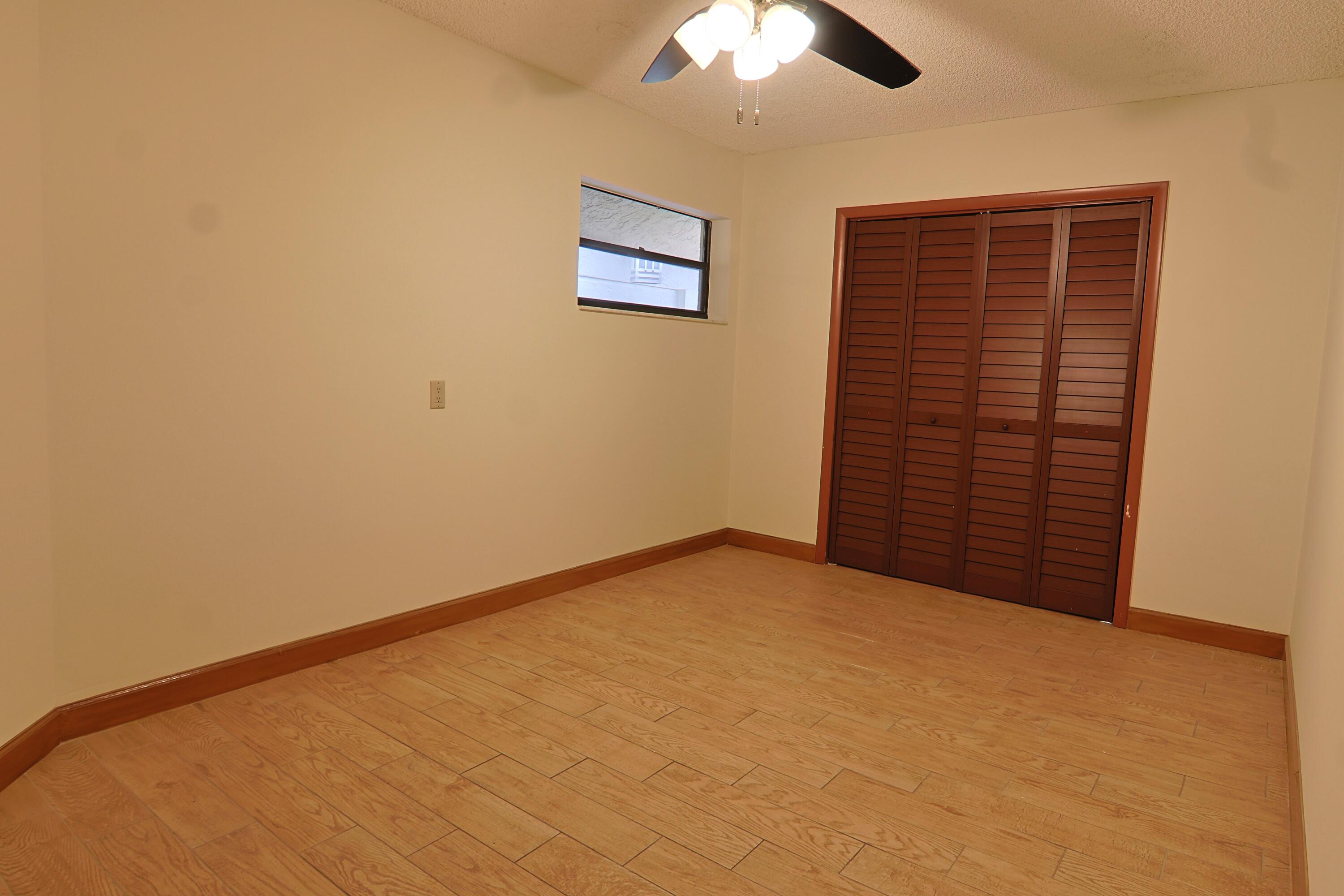 DELRAY MNR - Residential Income