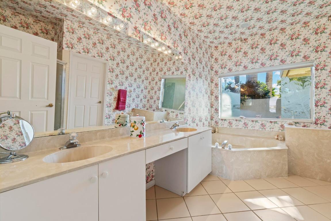 GREENVIEW COVE OF WELLINGTON - Residential