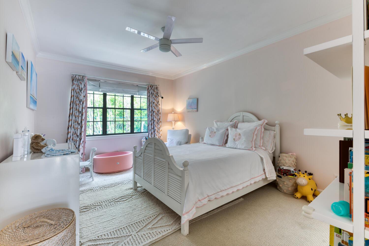 OCEAN PARK H W ROBBINS - Land