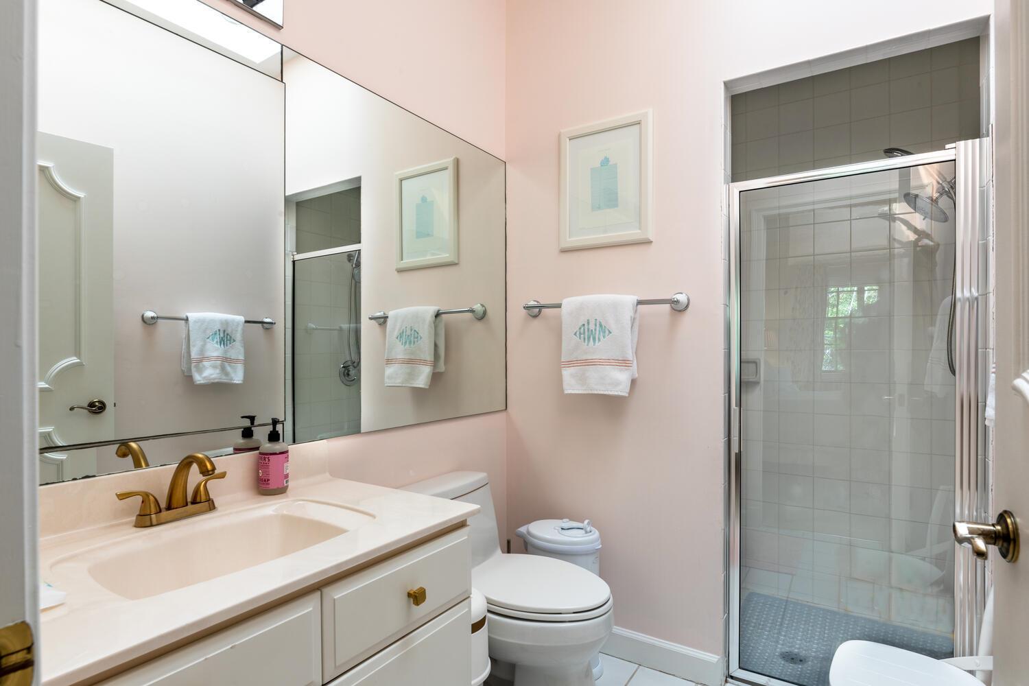 OCEAN PARK H W ROBBINS - Land