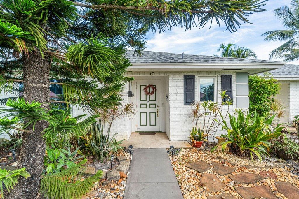 Photo of 2580 SW 14th Court #27, Boynton Beach, FL 33426 (MLS # R11005811)