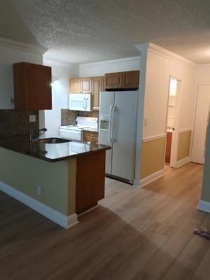 CORAL SPRINGS TOWER CLUB - Residential Lease