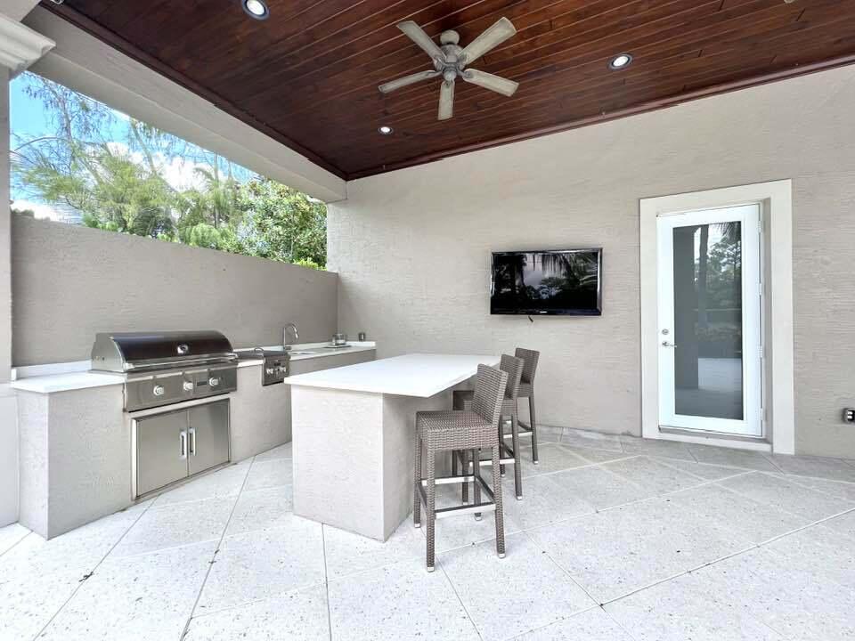 PINEWOOD OF WELLINGTON - Residential