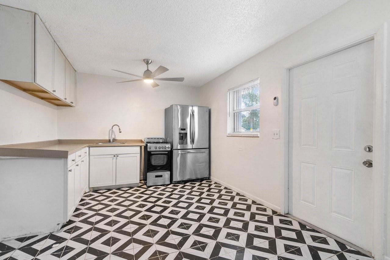 LAKE WORTH TOWN OF ADD 1 - Residential Income