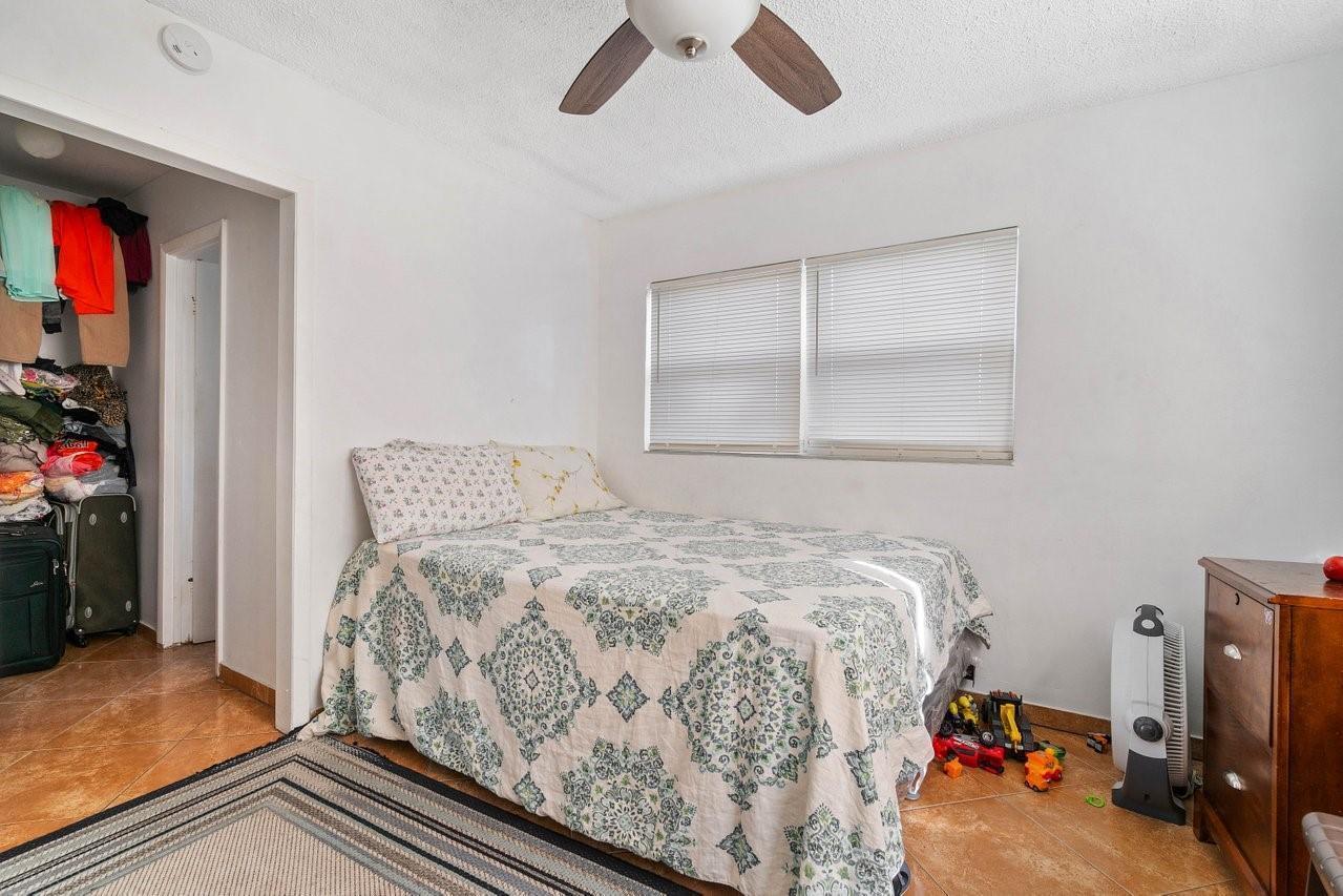 LAKE WORTH TOWN OF ADD 1 - Residential Income