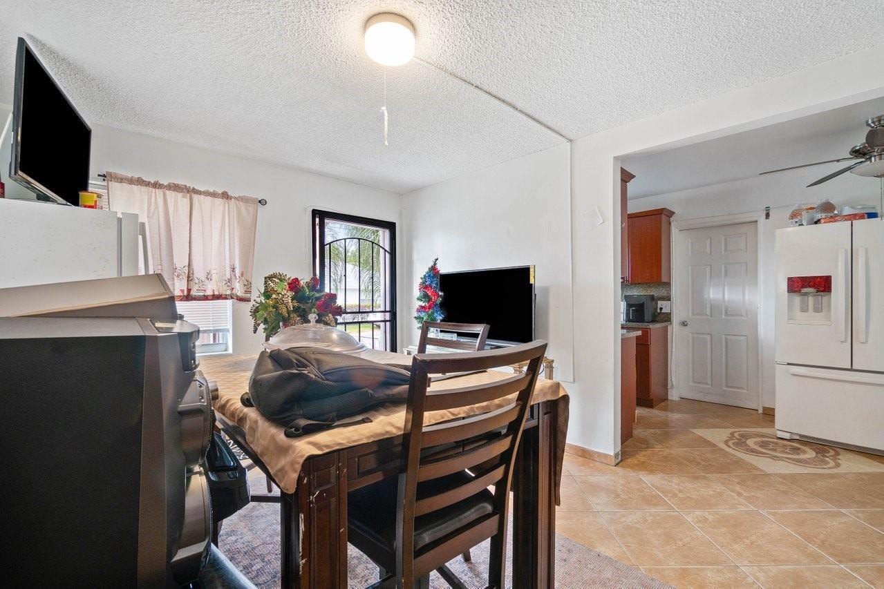 LAKE WORTH TOWN OF ADD 1 - Residential Income
