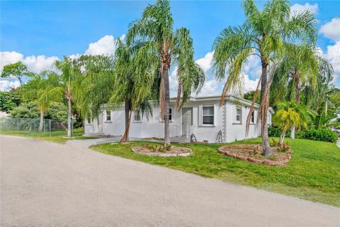 1229 S M Street Lake Worth Beach FL 33460
