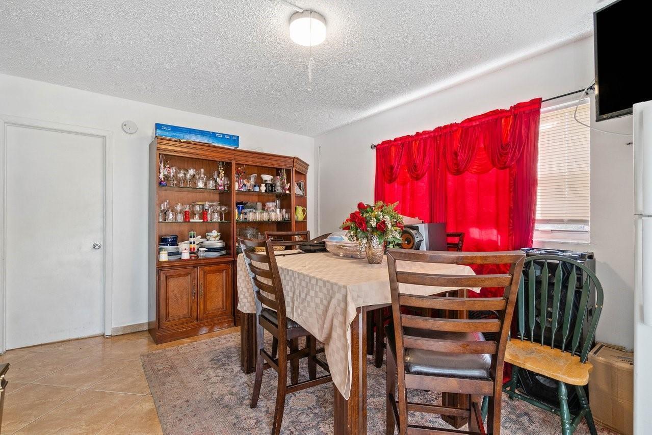 LAKE WORTH TOWN OF ADD 1 - Residential Income