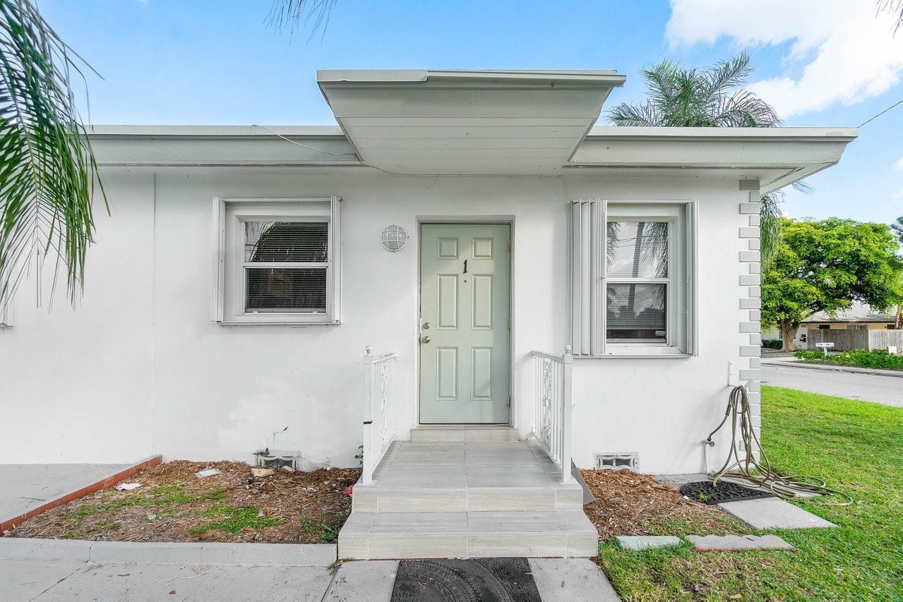 LAKE WORTH TOWN OF ADD 1 - Residential Income