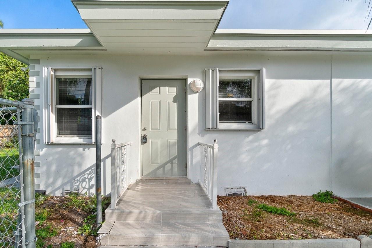 LAKE WORTH TOWN OF ADD 1 - Residential Income