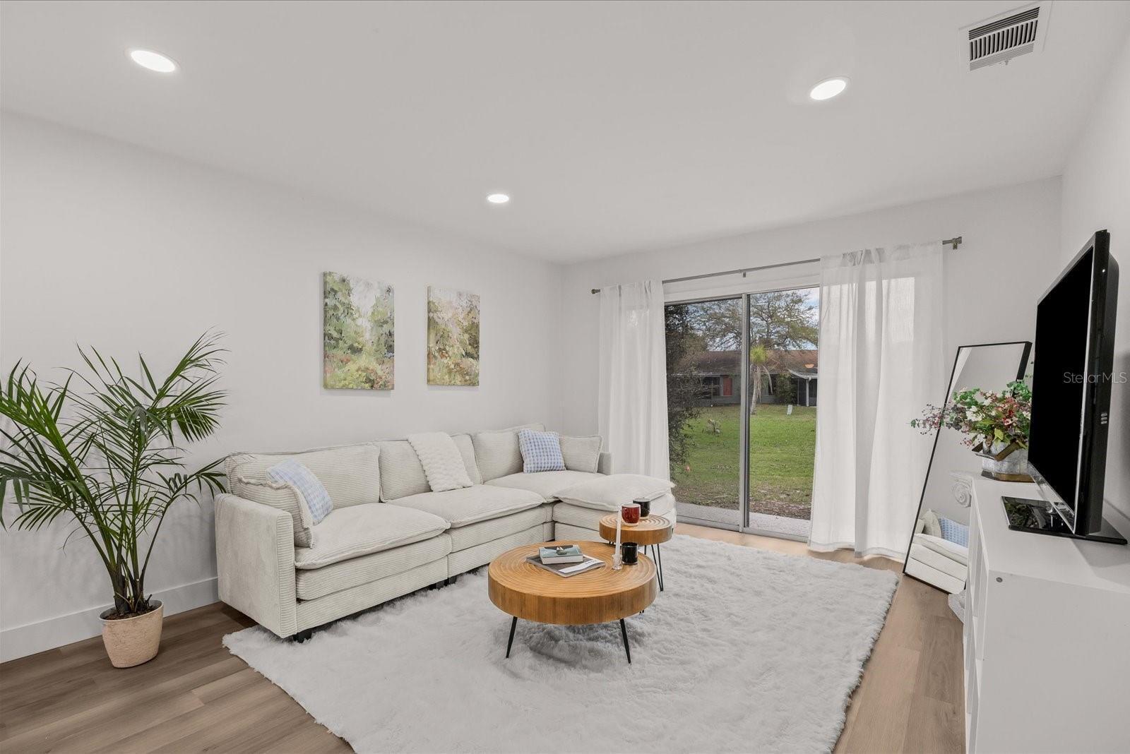 Rivergreen Villas - Residential