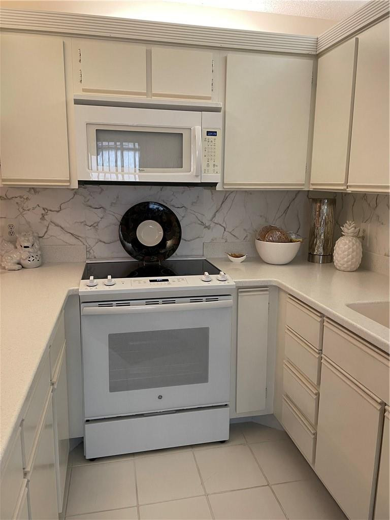 Camelot Gardens - Residential