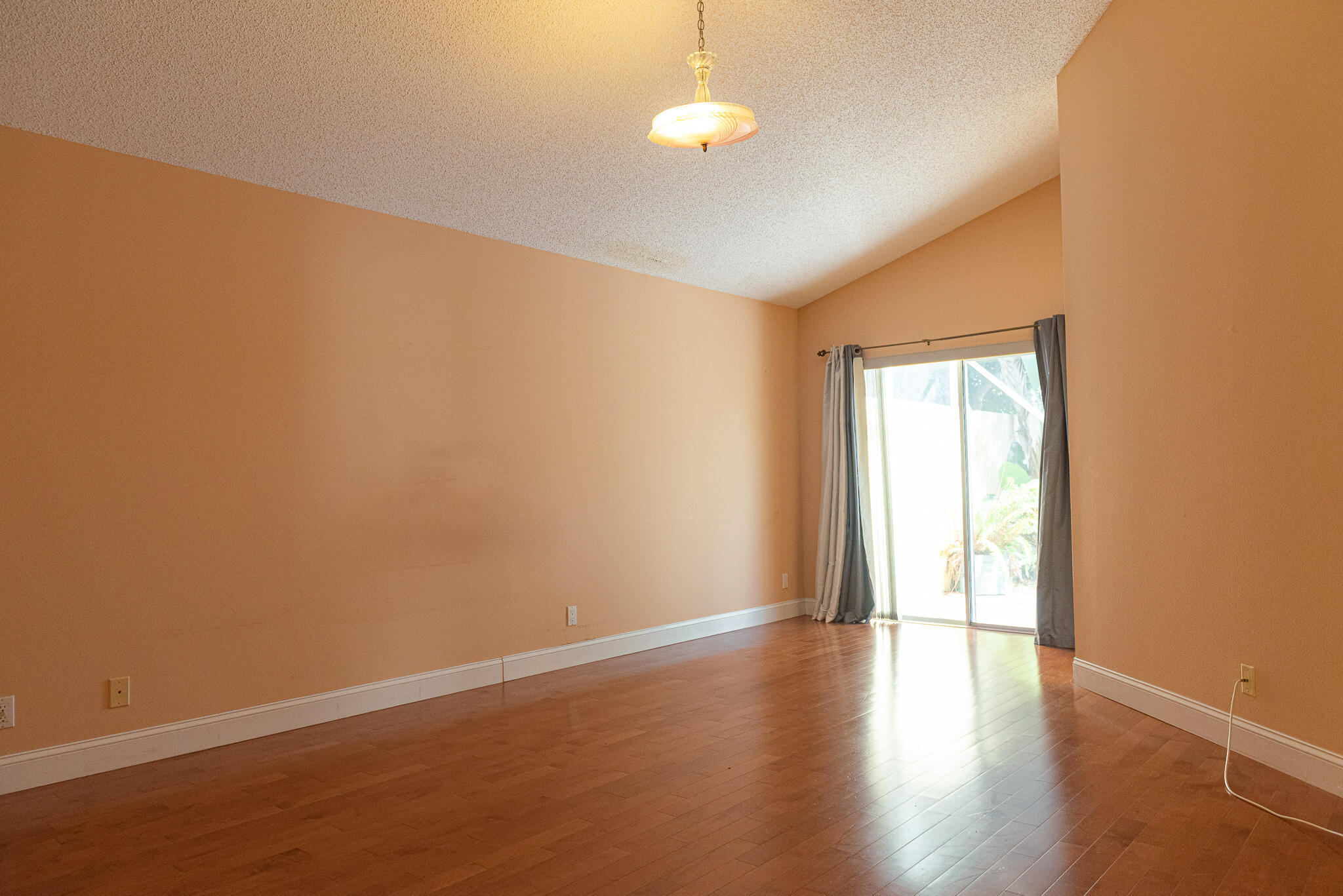 BREAKERS WEST 13 - Residential