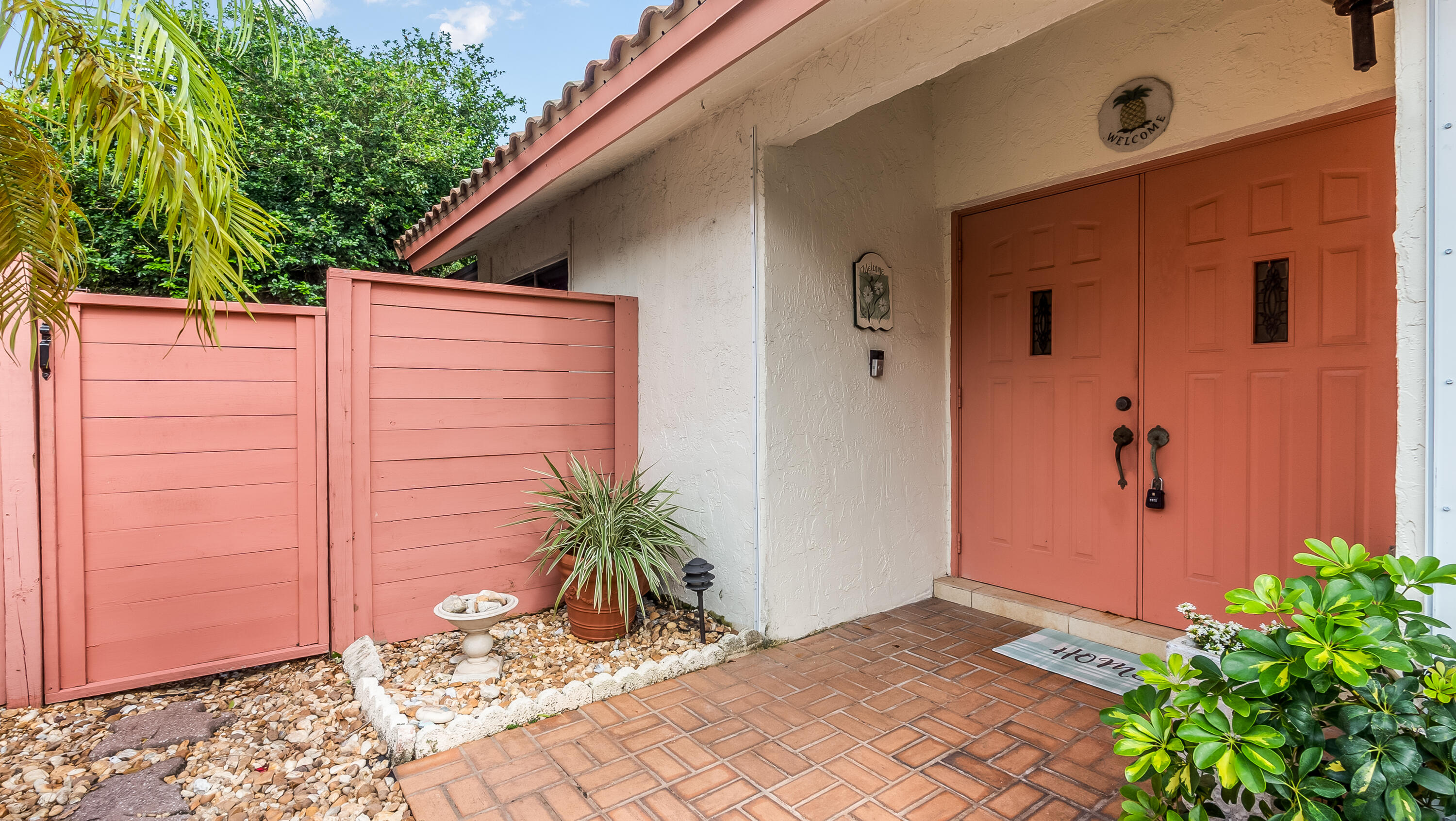 21596 Magdalena Terrace