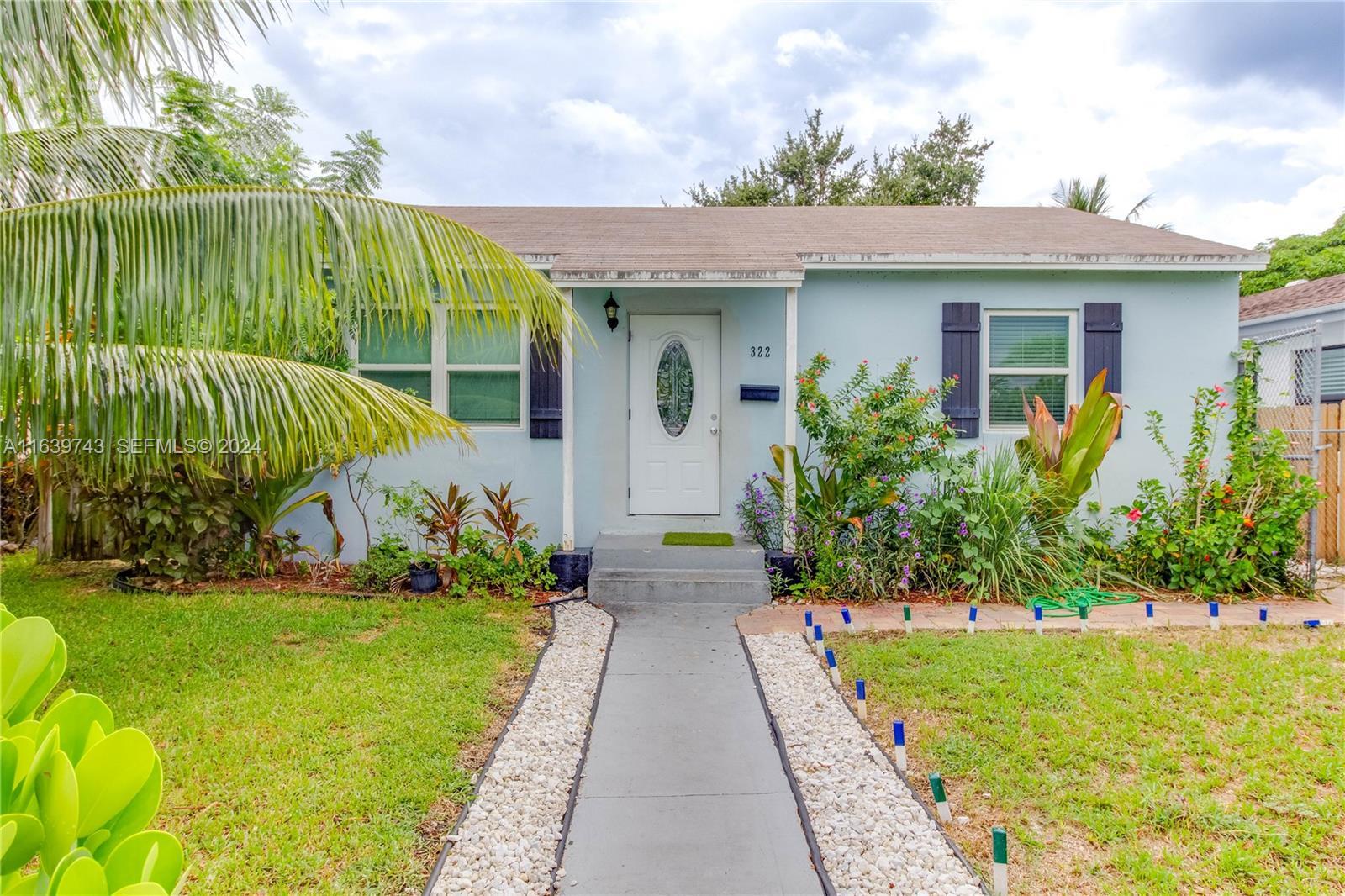 LAKE WORTH TOWN OF - Residential