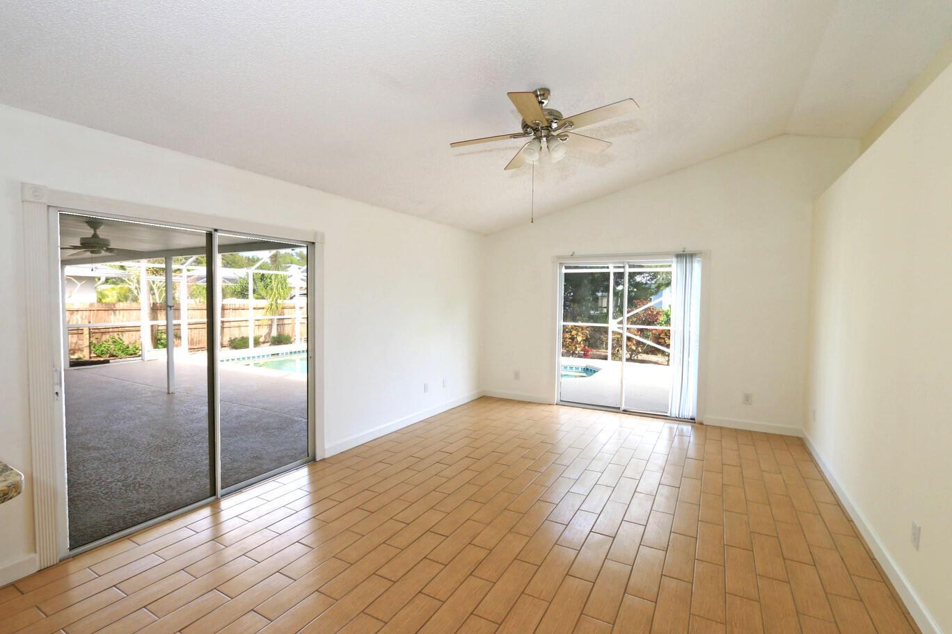 PORT ST LUCIE SECTION 39 - Residential