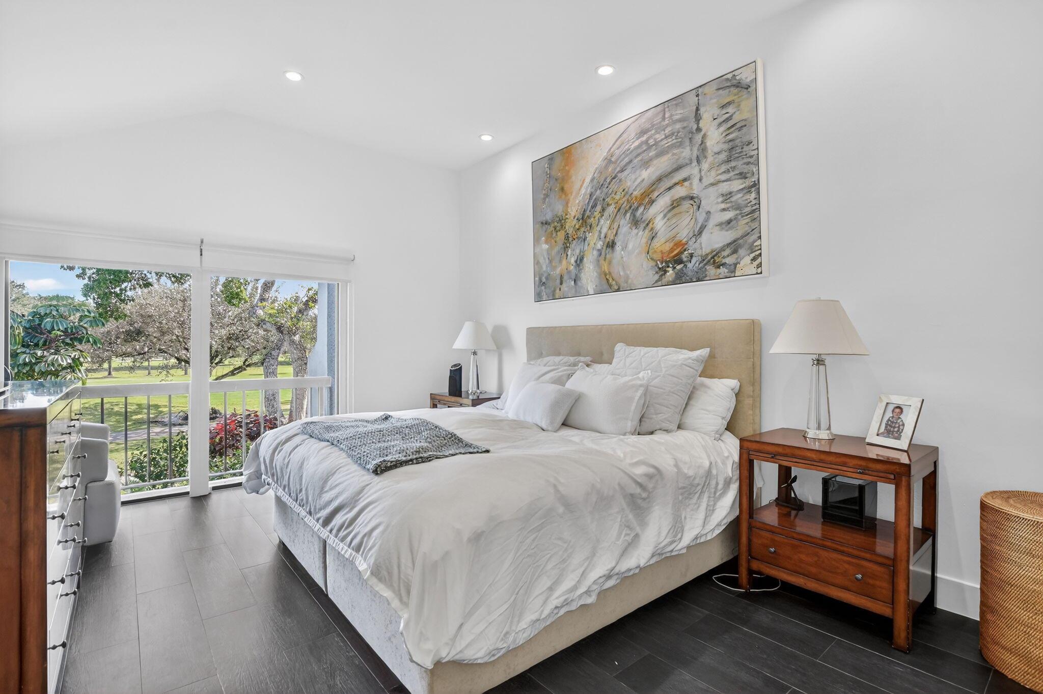 Bridgewood Townhouse - Residential