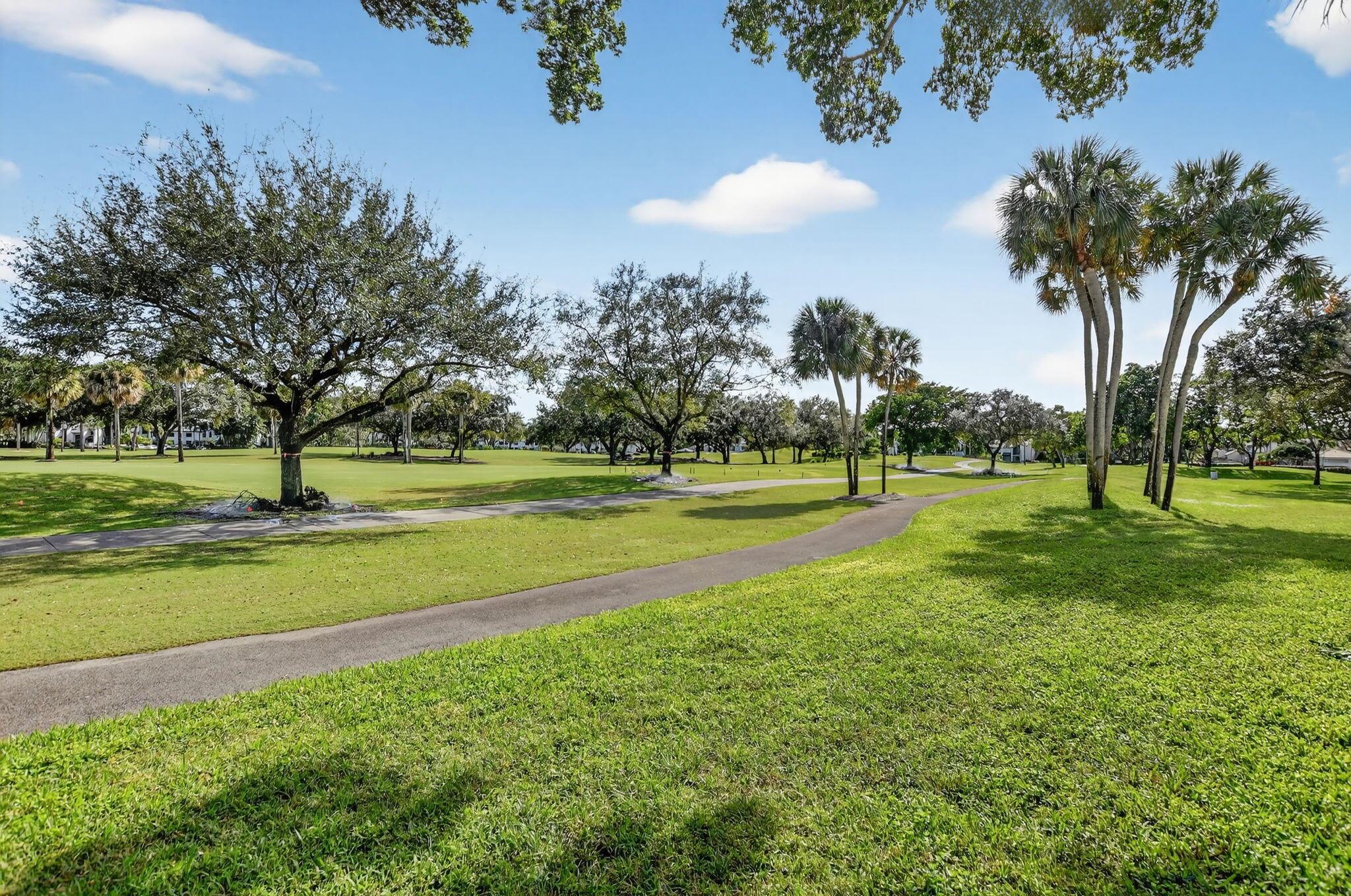 Bridgewood Townhouse - Residential