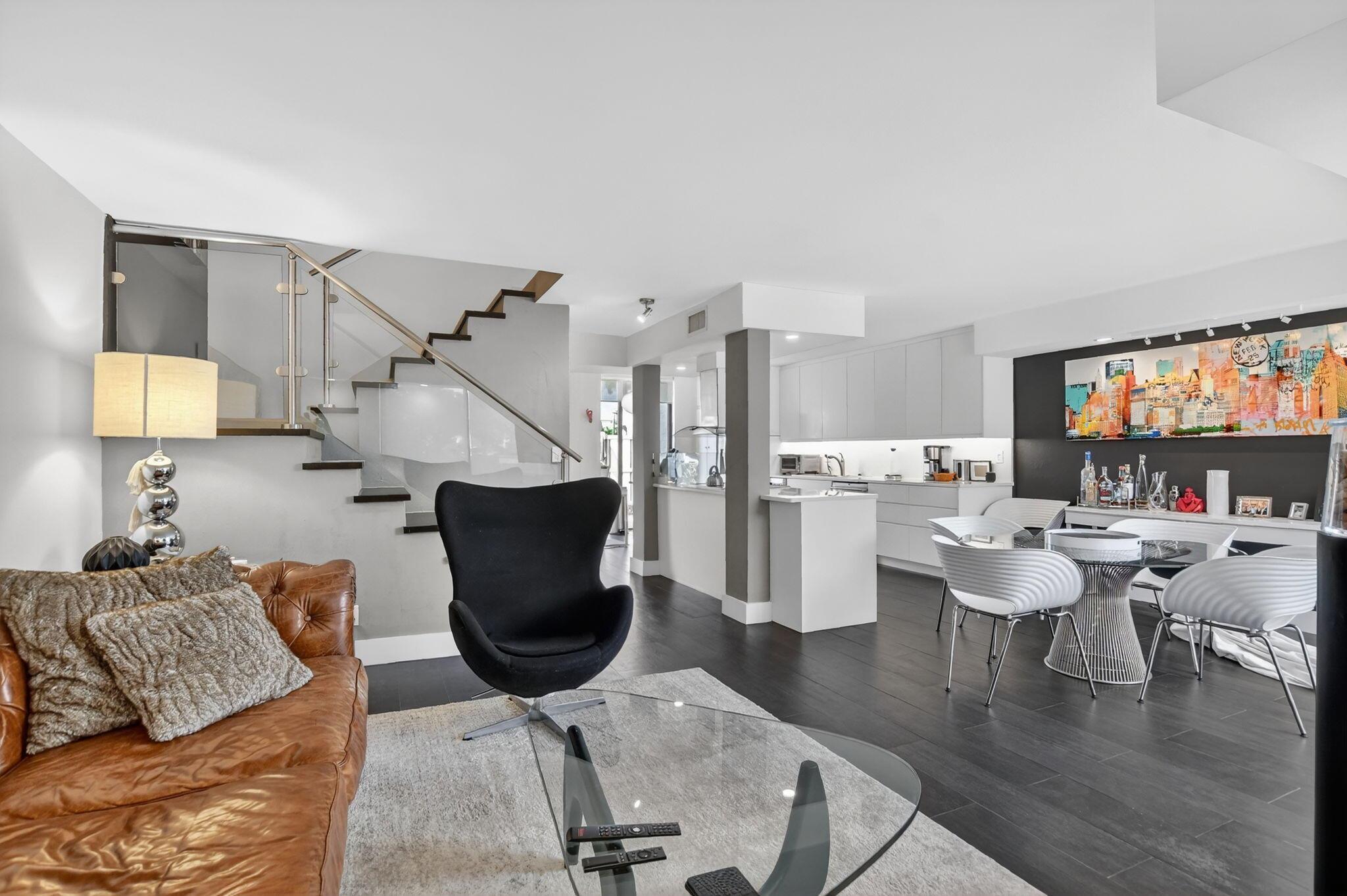 Bridgewood Townhouse - Residential