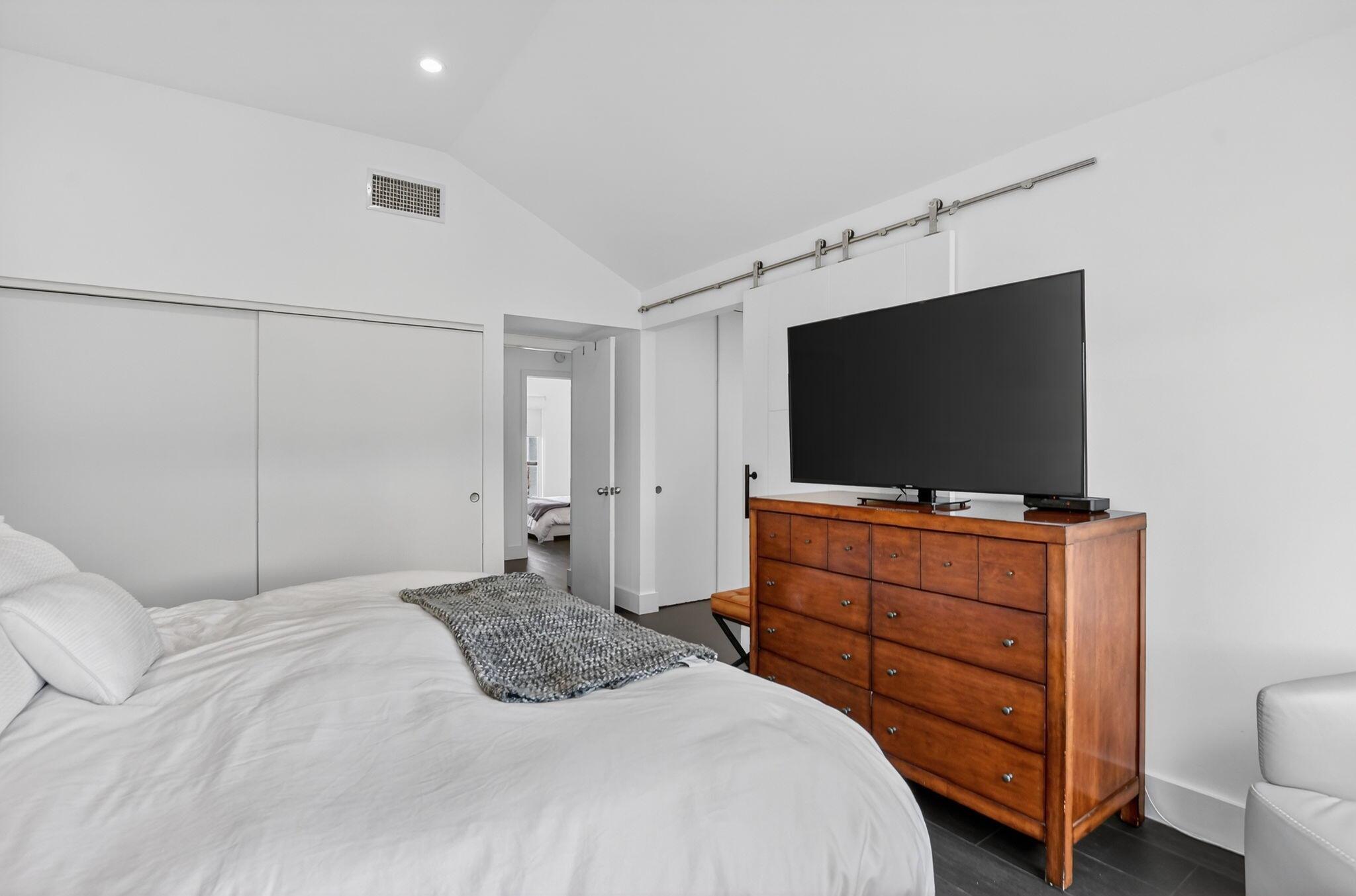 Bridgewood Townhouse - Residential