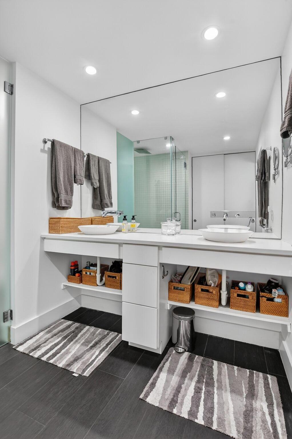 Bridgewood Townhouse - Residential