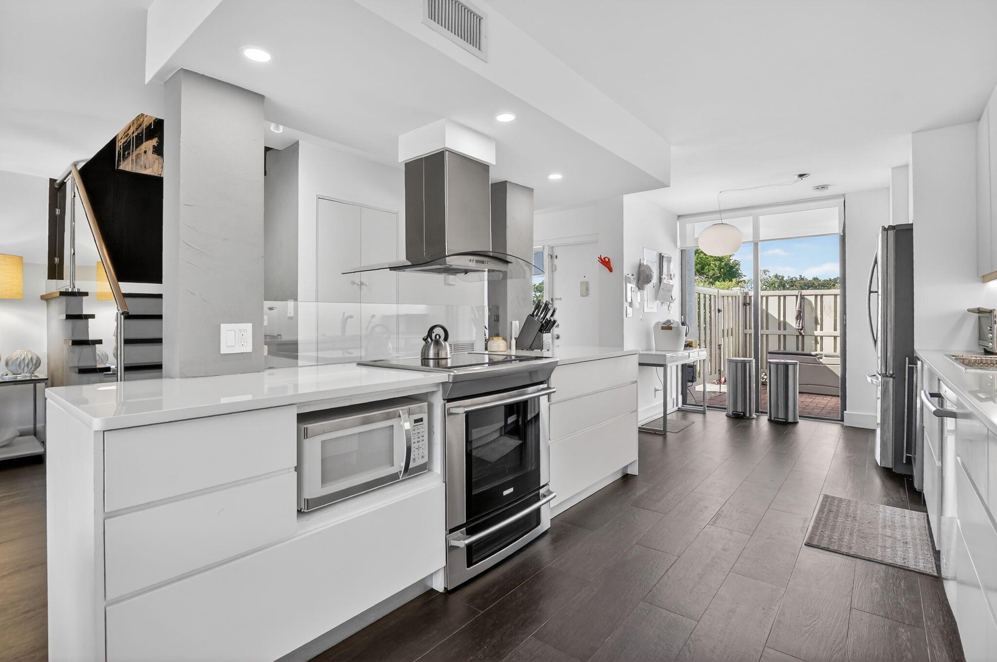 Bridgewood Townhouse - Residential