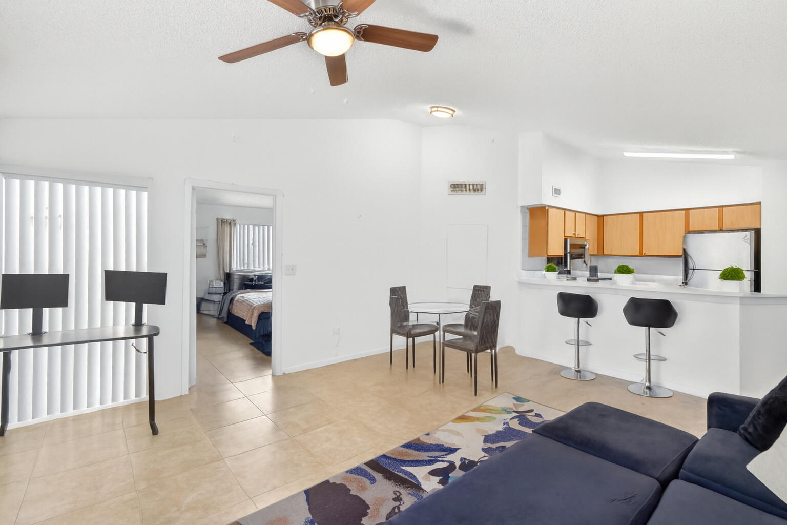2550 SW 18th Terrace 2005