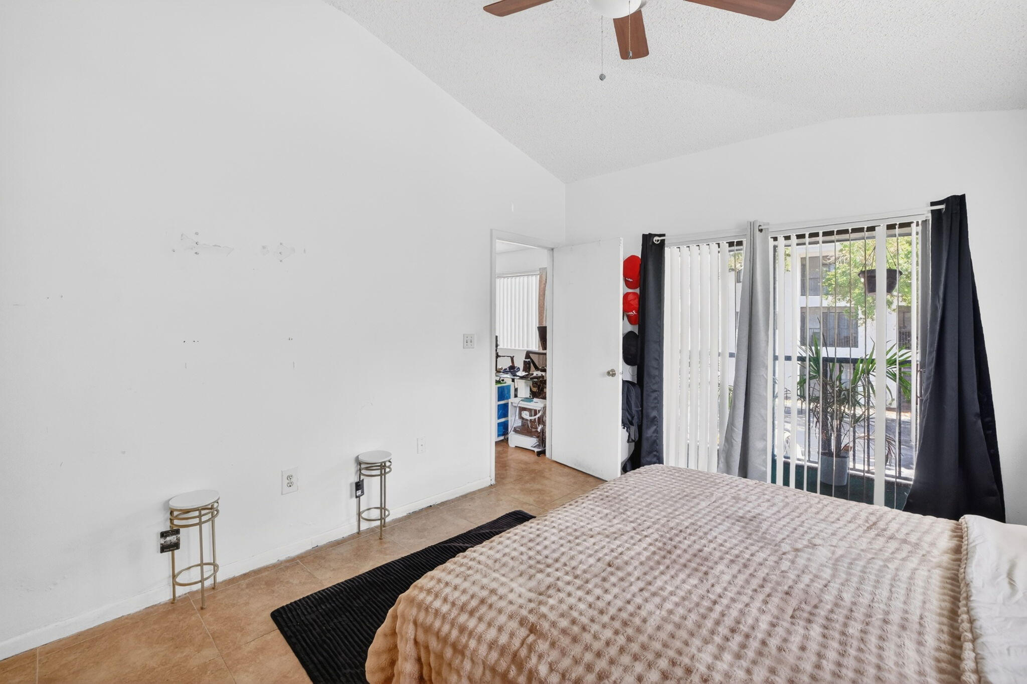 MARINA OAKS CONDO - Residential