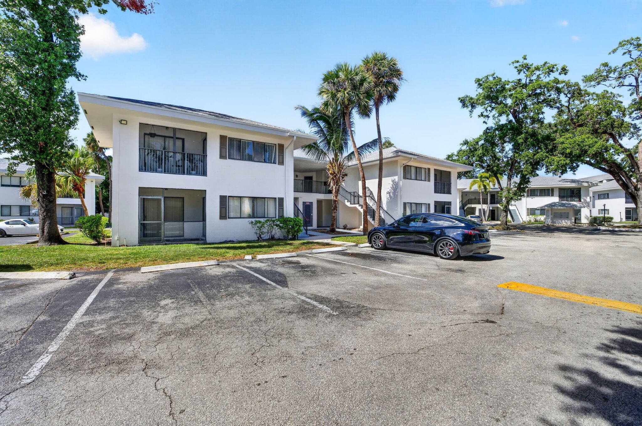 MARINA OAKS CONDO - Residential