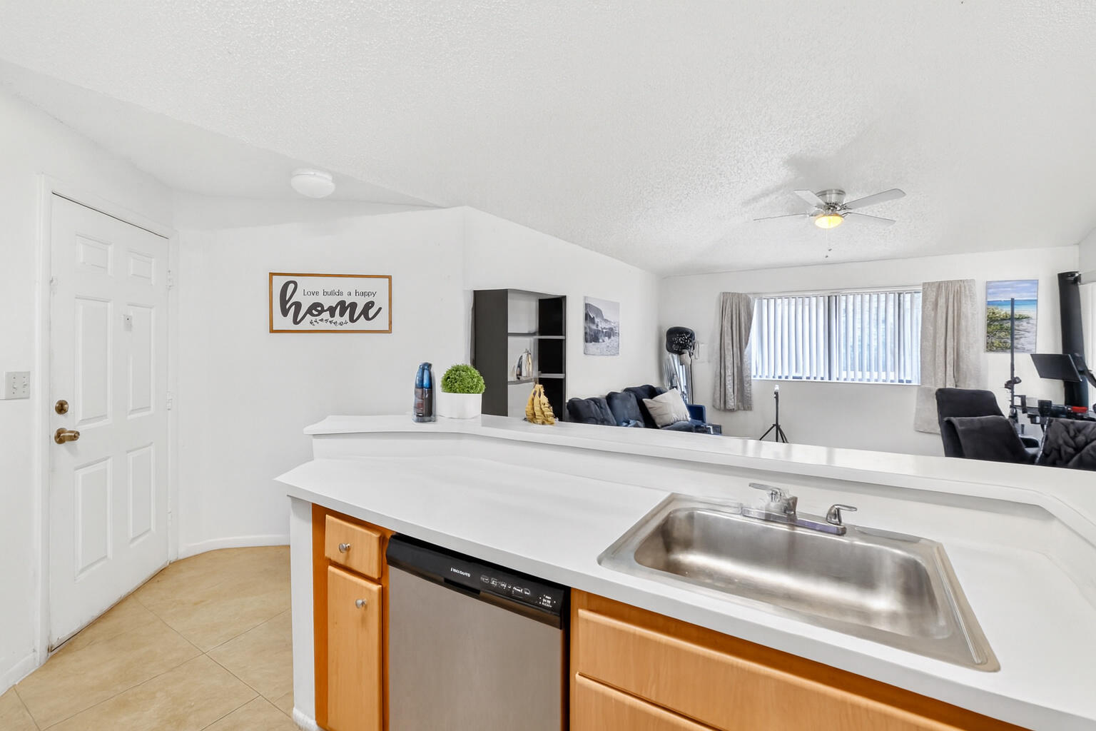 MARINA OAKS CONDO - Residential