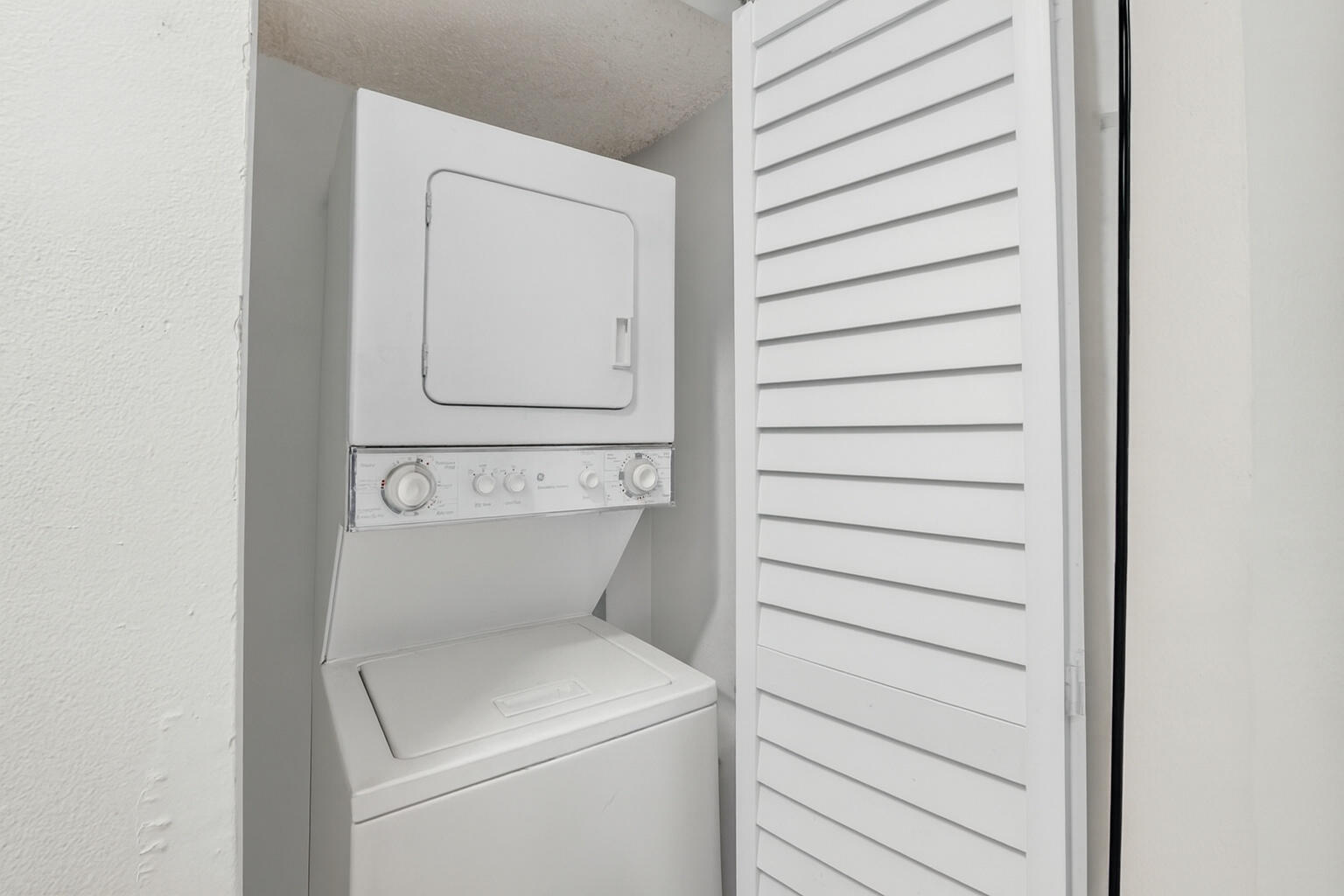 MARINA OAKS CONDO - Residential