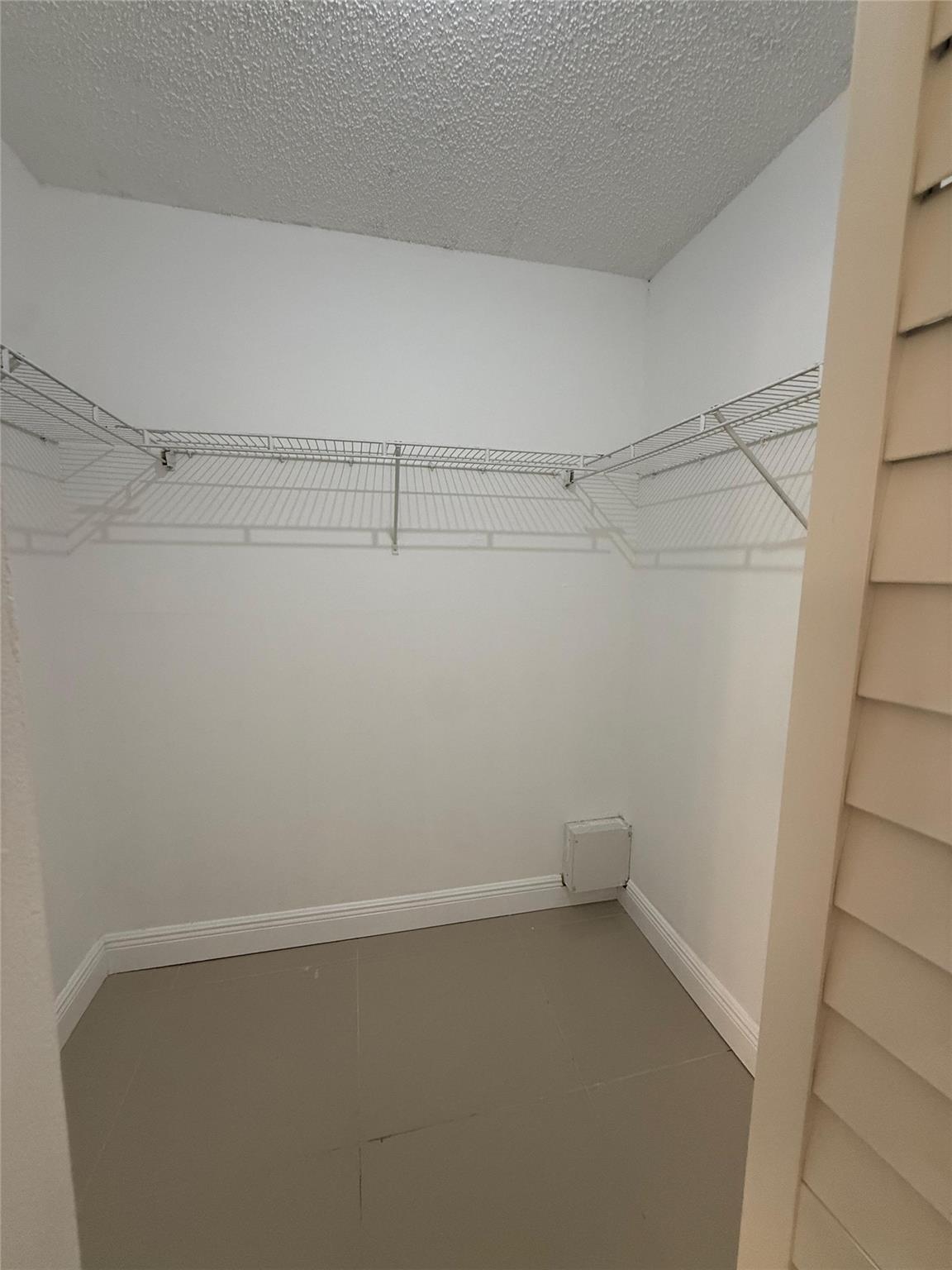 Venetian Gardens At Count - Residential Lease