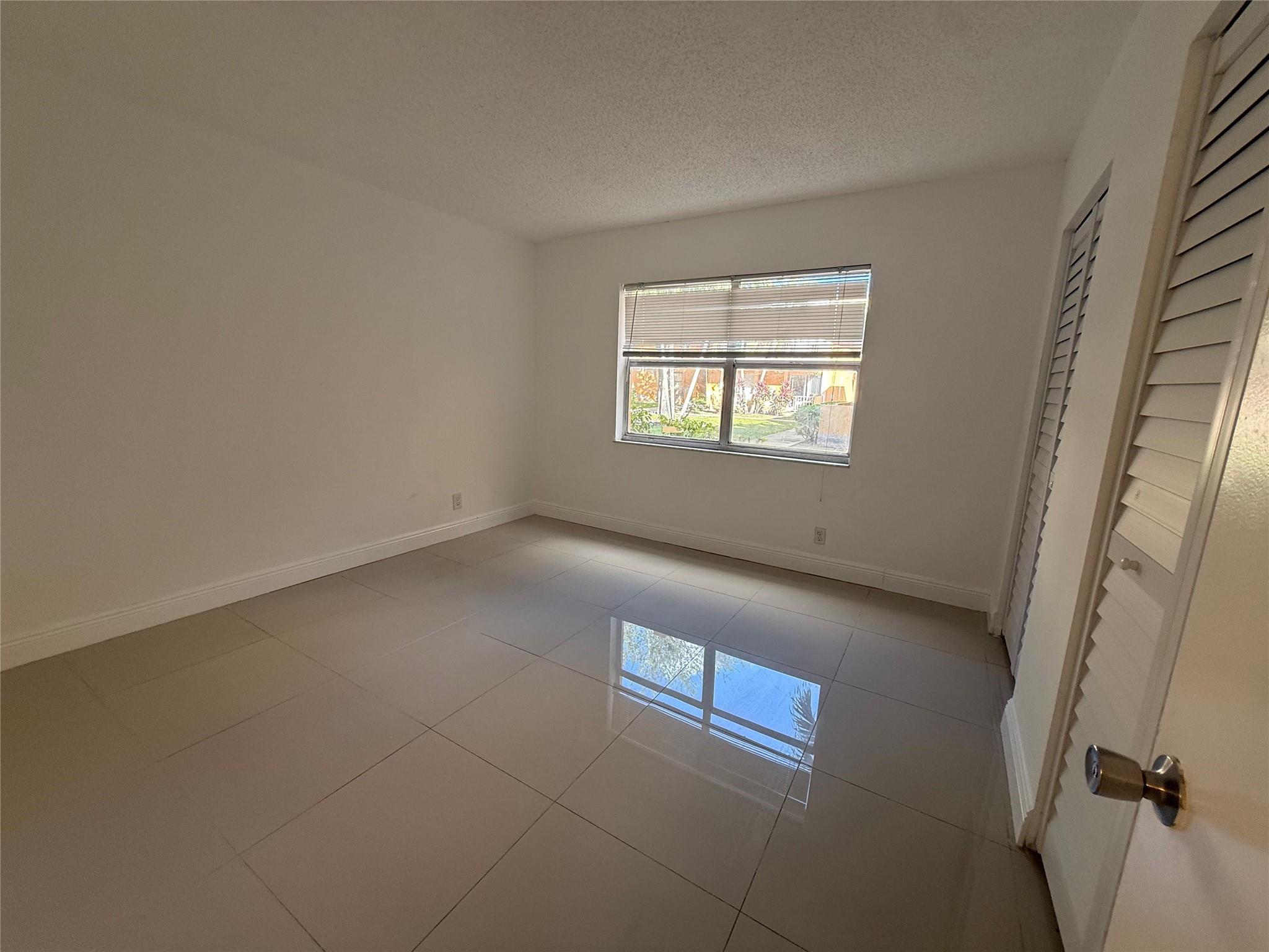 Venetian Gardens At Count - Residential Lease