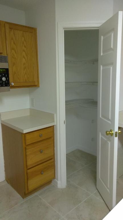 PORT ST LUCIE SECTION 33 - Residential Lease