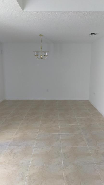 PORT ST LUCIE SECTION 33 - Residential Lease