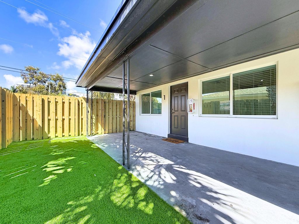 Photo of 224 NE 23rd Avenue #1, Pompano Beach, FL 33062 (MLS # B26001491)