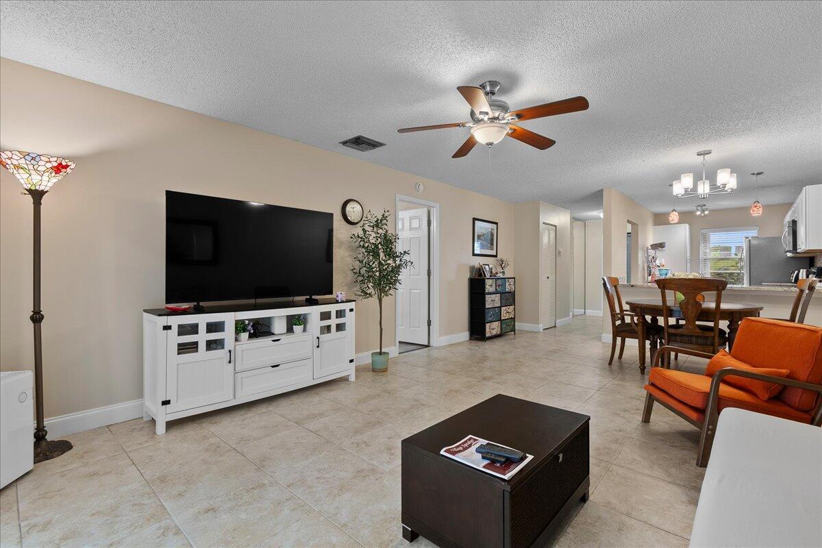 GOLDEN LAKES VILLAGE CONDO M - Residential