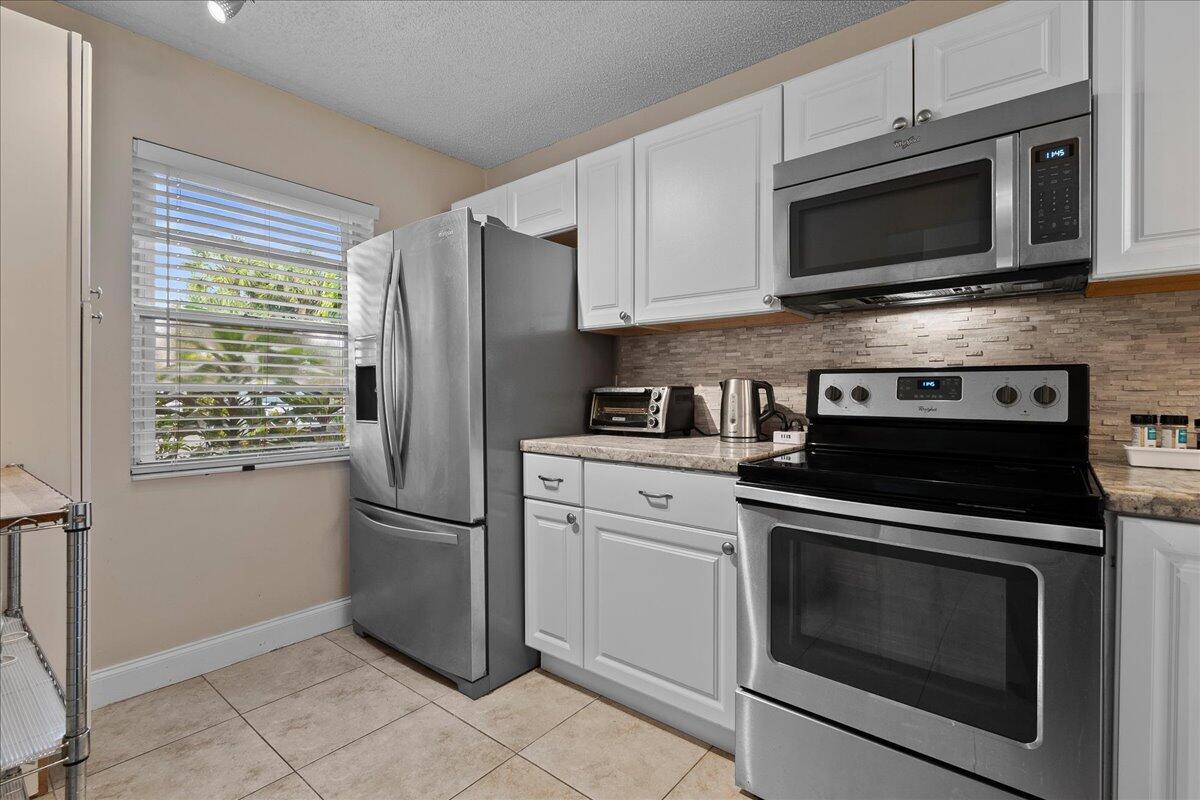 GOLDEN LAKES VILLAGE CONDO M - Residential