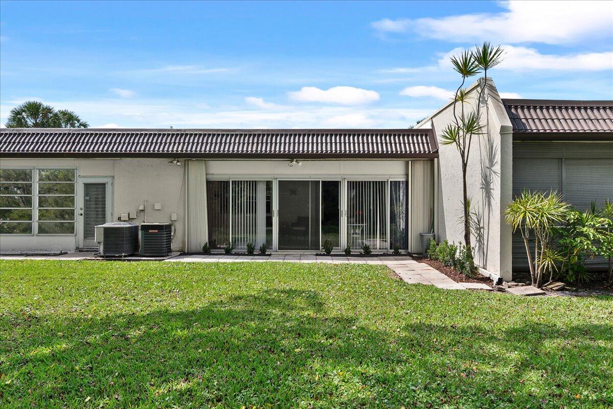 GOLDEN LAKES VILLAGE CONDO M - Residential